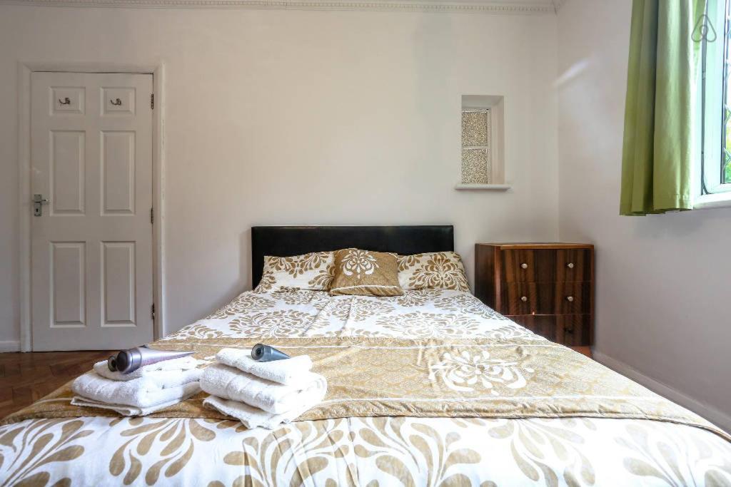 Whetstone Oyo Guest House Ellipse מראה חיצוני תמונה