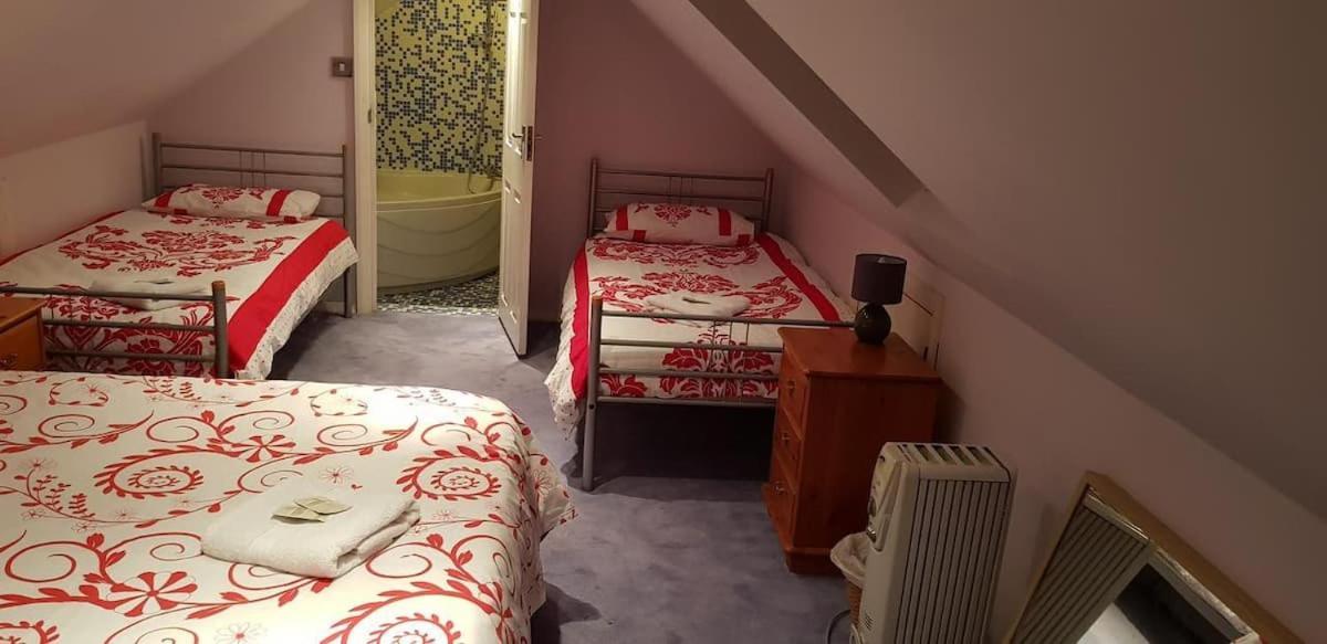 Whetstone Oyo Guest House Ellipse מראה חיצוני תמונה