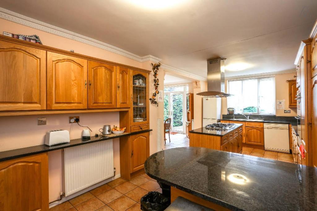 Whetstone Oyo Guest House Ellipse מראה חיצוני תמונה