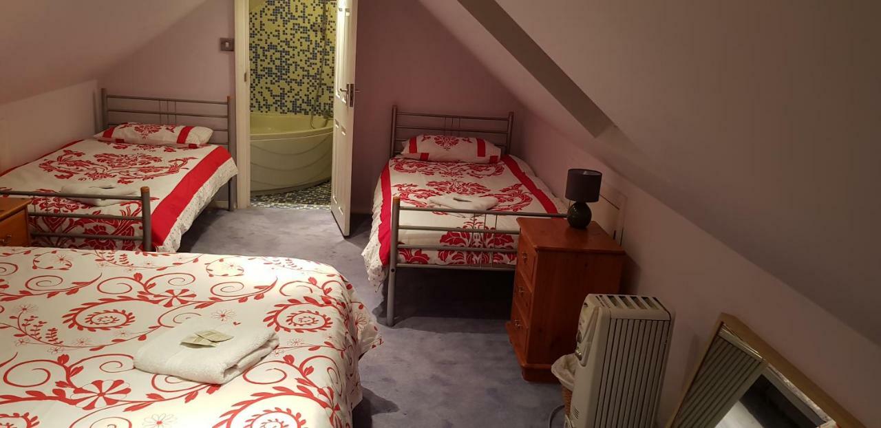 Whetstone Oyo Guest House Ellipse מראה חיצוני תמונה